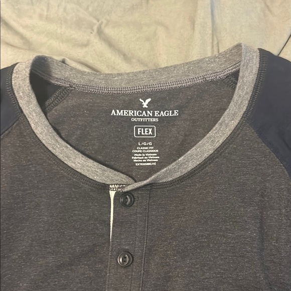 American Eagle Outfitters Gray and Blue Raglan Tee - Picture 2 of 2